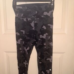 Criss cross waist leggings